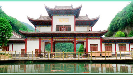 郧西龙潭河